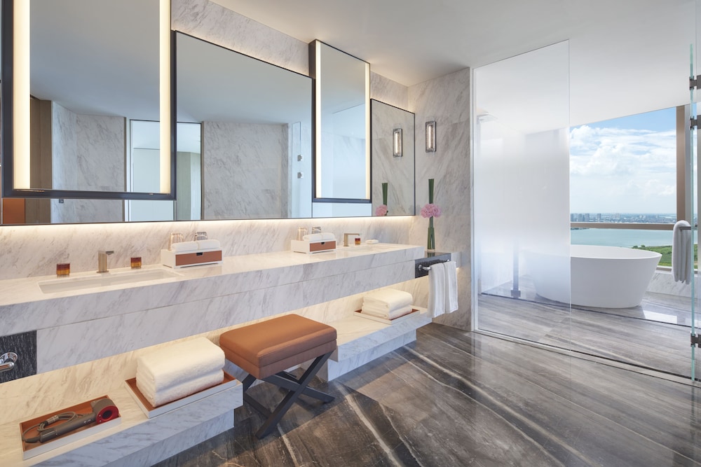 hyatt regency changshu kuncheng lake