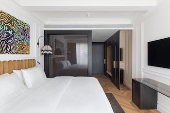 as boutique hotel