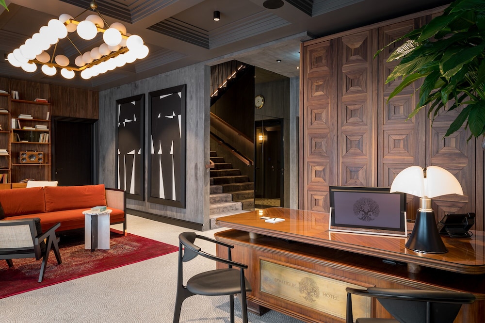 as boutique hotel