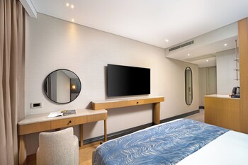 bentley hotel old city