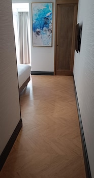 bentley hotel old city