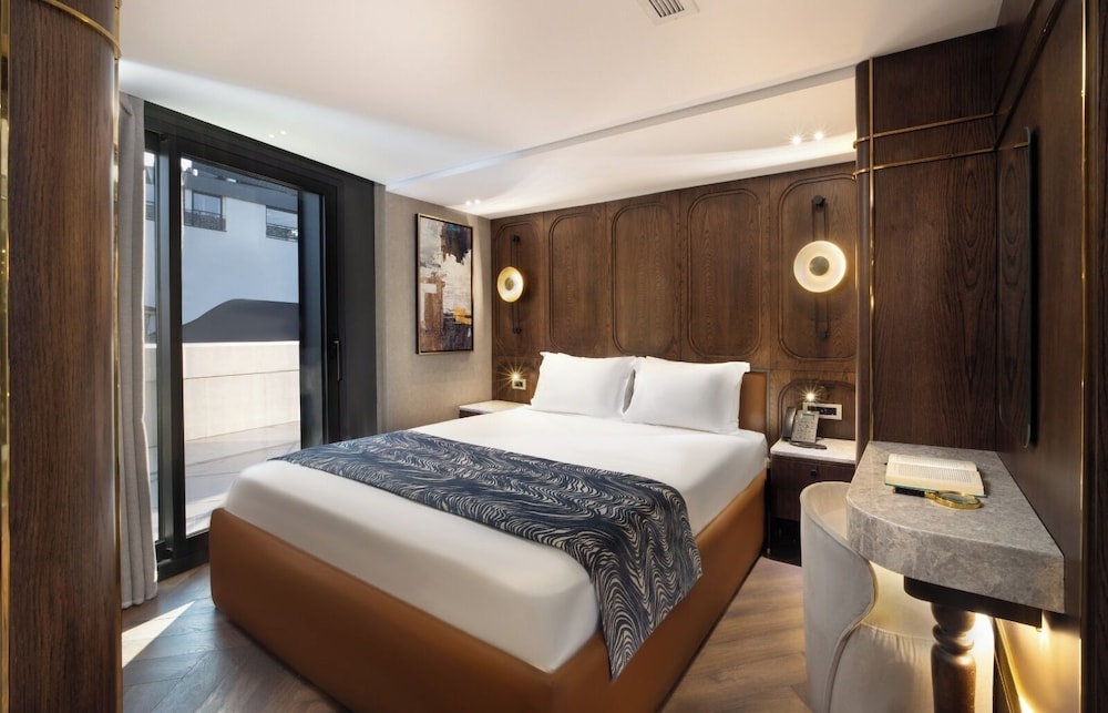 bentley hotel old city