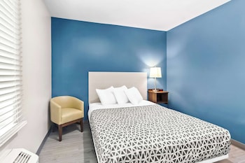 woodspring suites south houston hobby