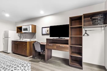 woodspring suites south houston hobby