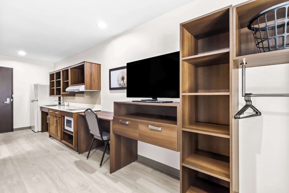 woodspring suites south houston hobby