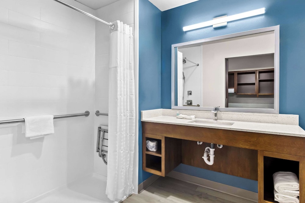 woodspring suites south houston hobby