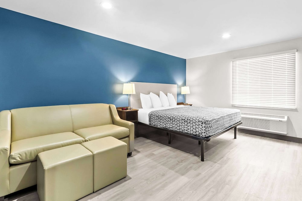 woodspring suites south houston hobby