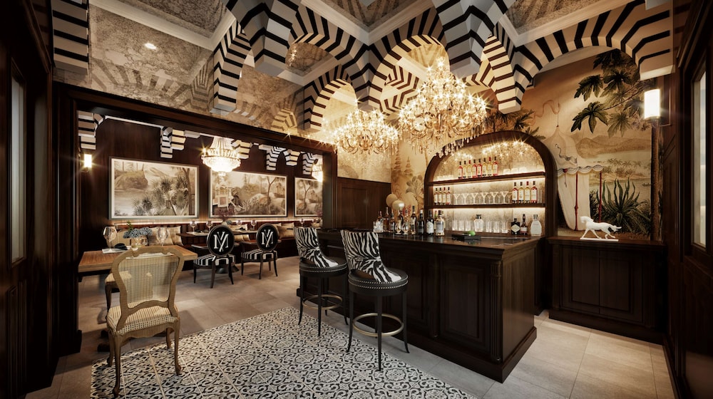 v maison boutique hotel