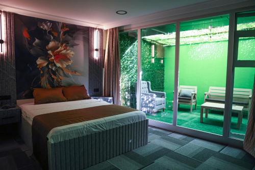 city night suitesandhotels