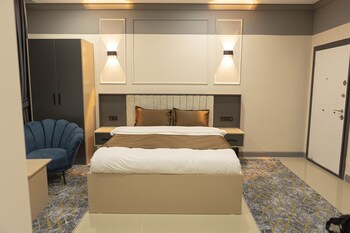 city night suitesandhotels