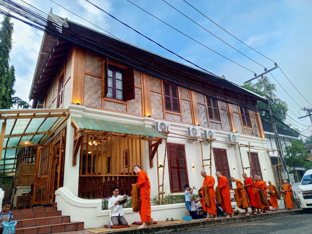 luang phasouk hotel
