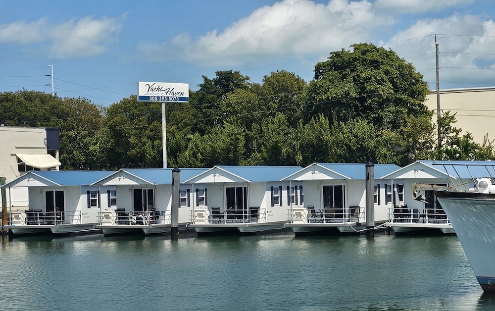 yacht haven