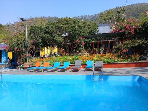 catba papillon garden bungalow and resort