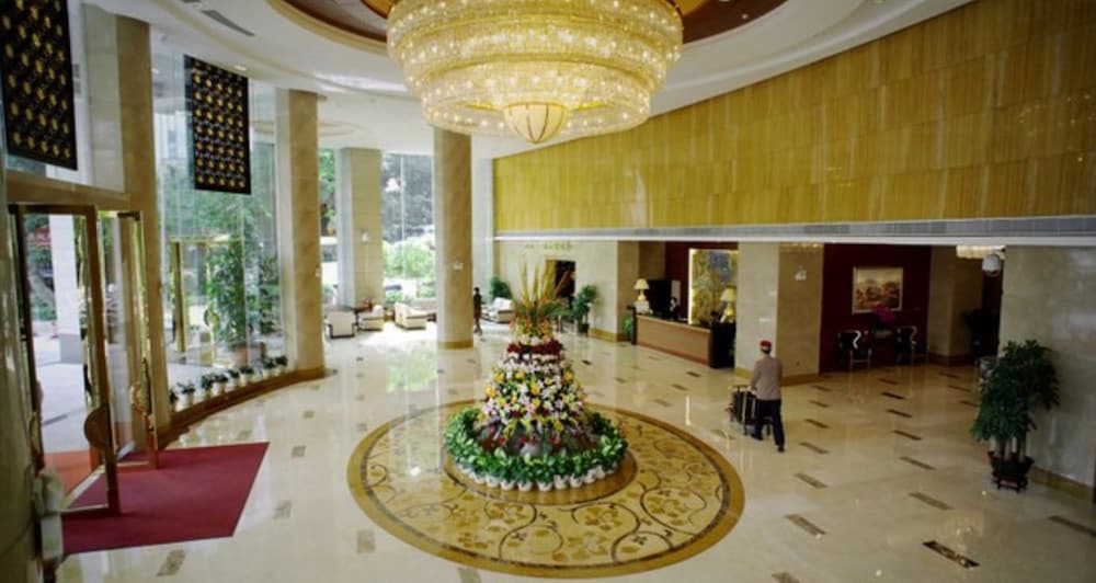 yuexiu hotel guangzhou curio collection by hilton