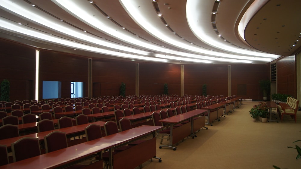 yuexiu hotel guangzhou curio collection by hilton