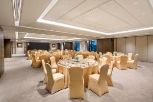 yuexiu hotel guangzhou curio collection by hilton