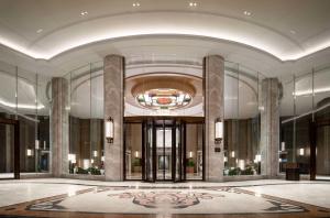 yuexiu hotel guangzhou curio collection by hilton