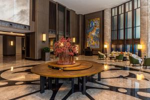 yuexiu hotel guangzhou curio collection by hilton