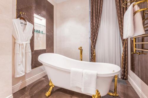 hilton garden inn samarkand afrosiyob