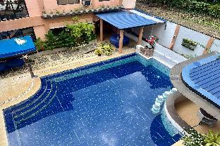 dinahs pension house