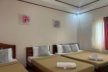 dinahs pension house