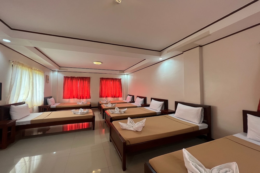 dinahs pension house