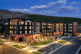 the hoffmann hotel basalt aspen tapestry collection by hilton