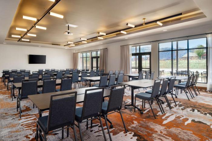 the hoffmann hotel basalt aspen tapestry collection by hilton