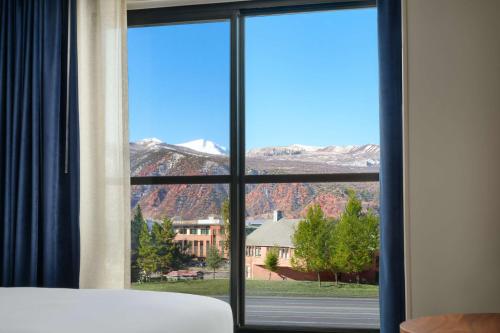 the hoffmann hotel basalt aspen tapestry collection by hilton