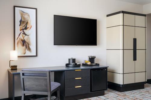 the hoffmann hotel basalt aspen tapestry collection by hilton