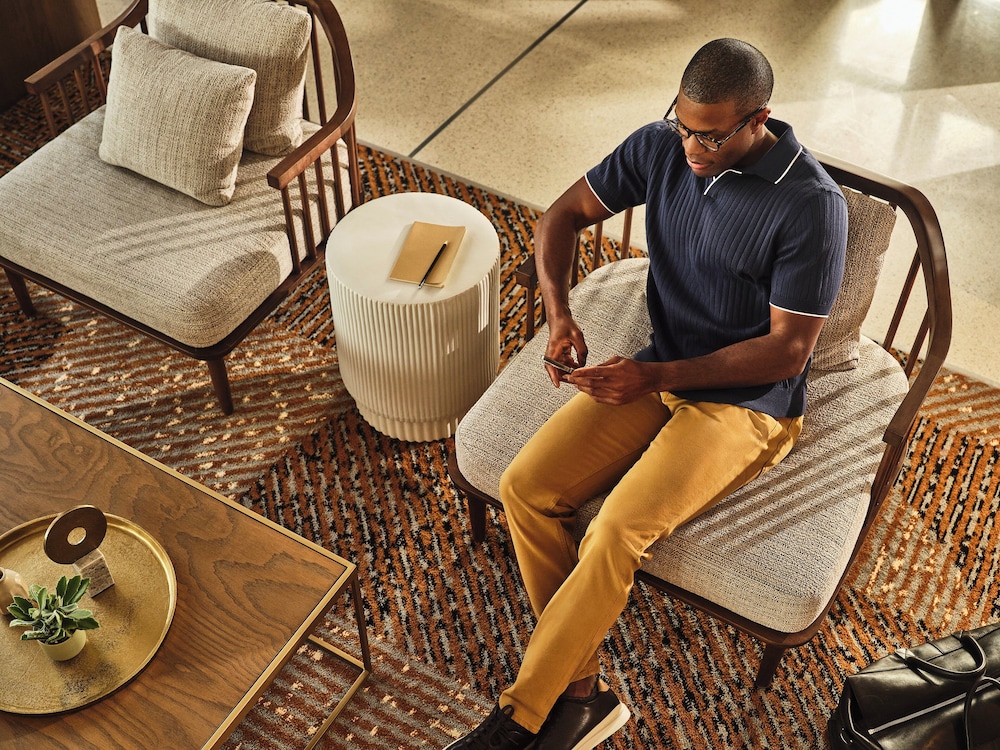 holiday inn and suites richmond west end