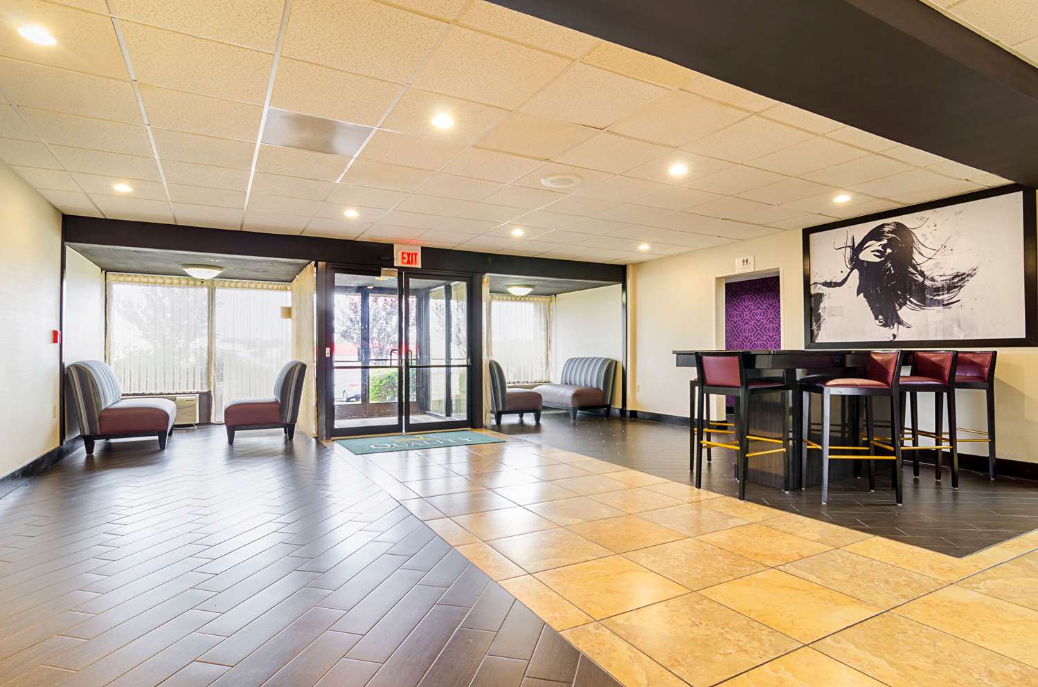 holiday inn and suites richmond west end