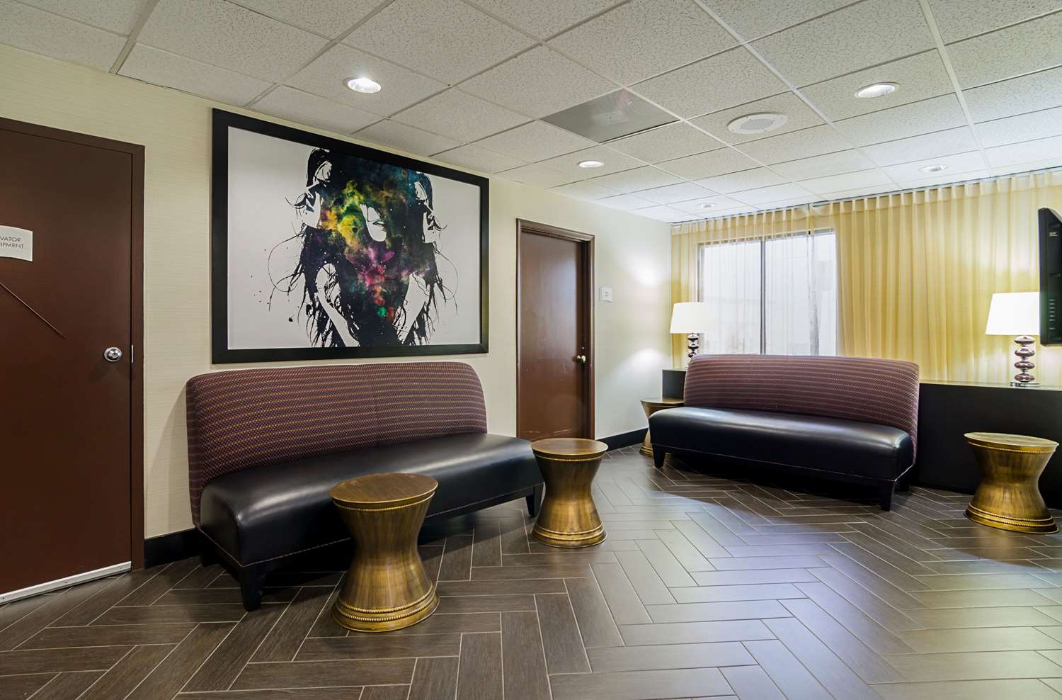 holiday inn and suites richmond west end