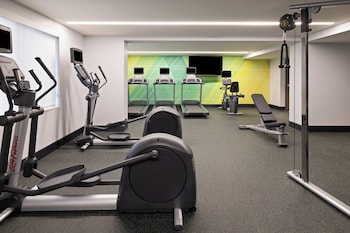 Holiday Inn & Suites Richmond - West End,Henrico>>Richmond,3 star