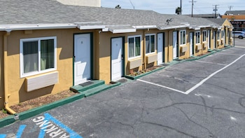 Signal Hill Motel,United States Of America>>Signal Hill,2 star