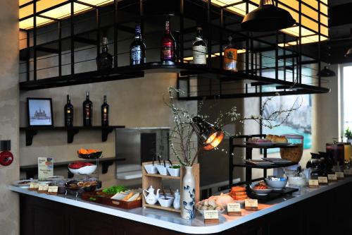 hato saigon hotel and rooftop