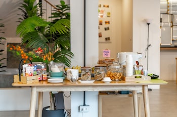 chamemon bed phuket town