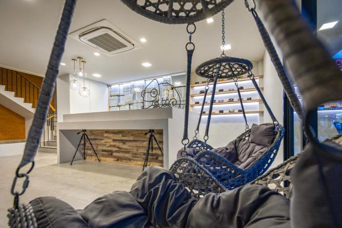 chamemon bed phuket town