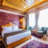 remus romulus hotel