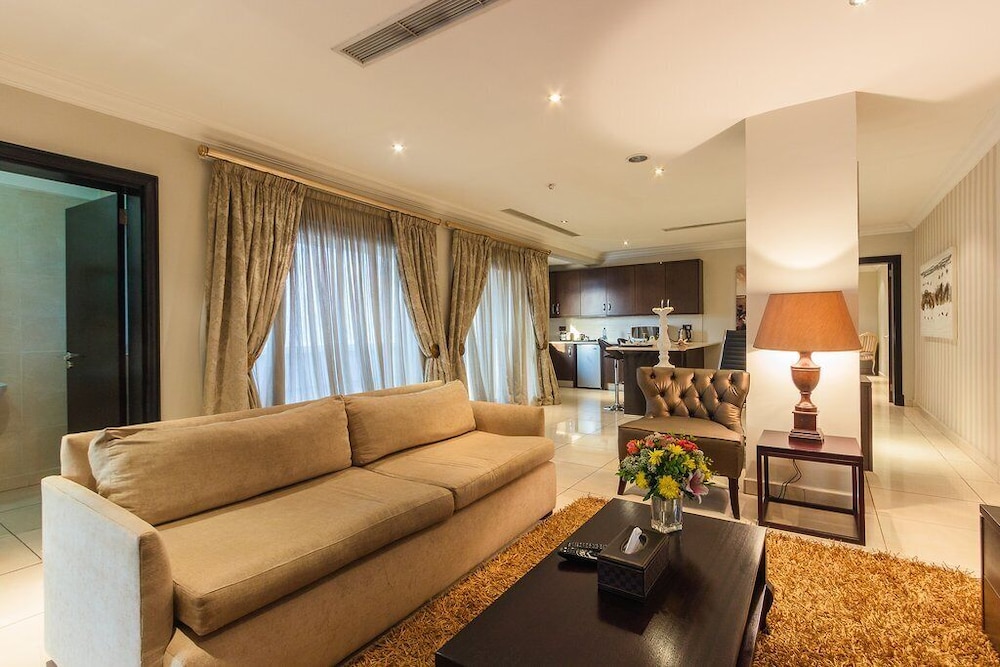 alheri royal apartment