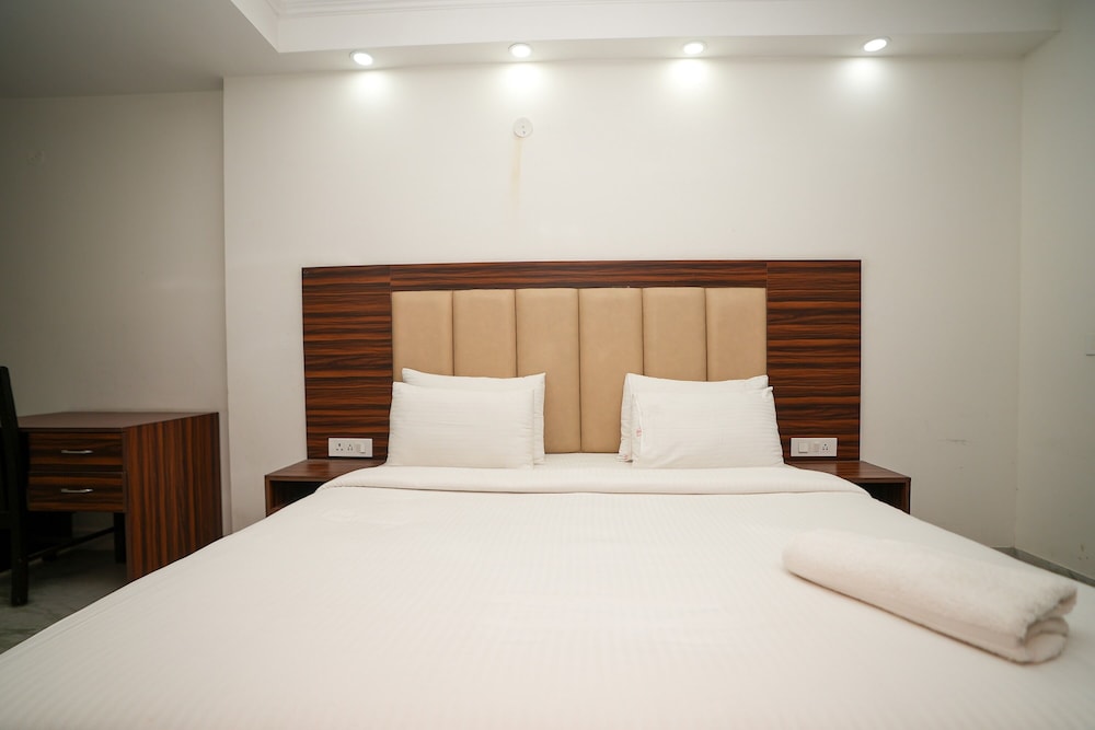 daffodils serviced apartment