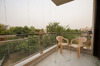 daffodils serviced apartment