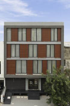 royal rawal luxury boutique hotel