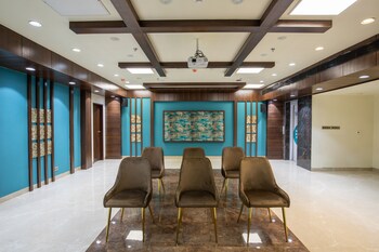 royal rawal luxury boutique hotel