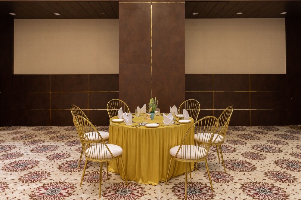 royal rawal luxury boutique hotel