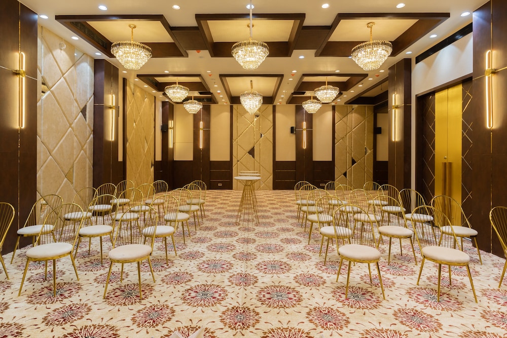 royal rawal luxury boutique hotel