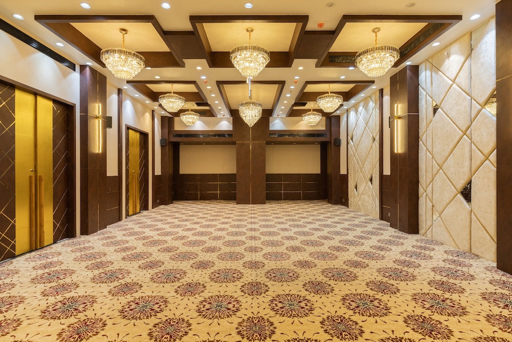 royal rawal luxury boutique hotel