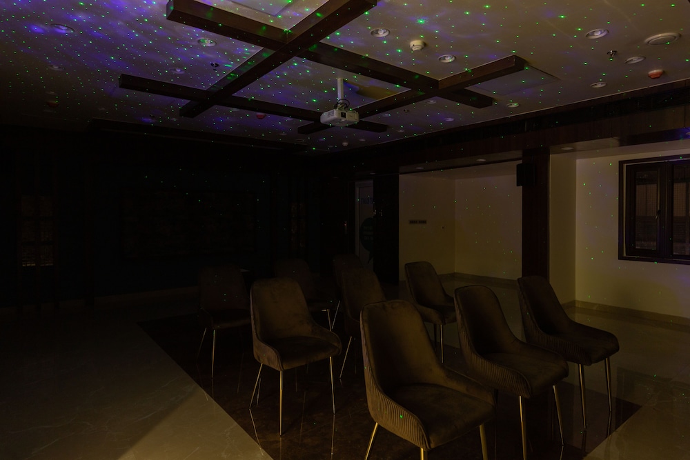 royal rawal luxury boutique hotel