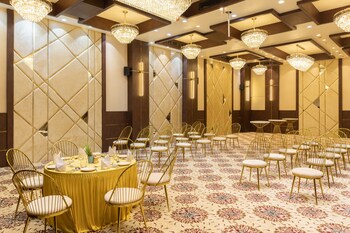 royal rawal luxury boutique hotel