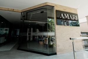 amari living suites